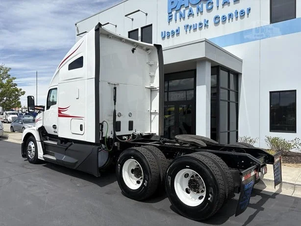2023 Kenworth T680 in Salt Lake City, UT — photo 6