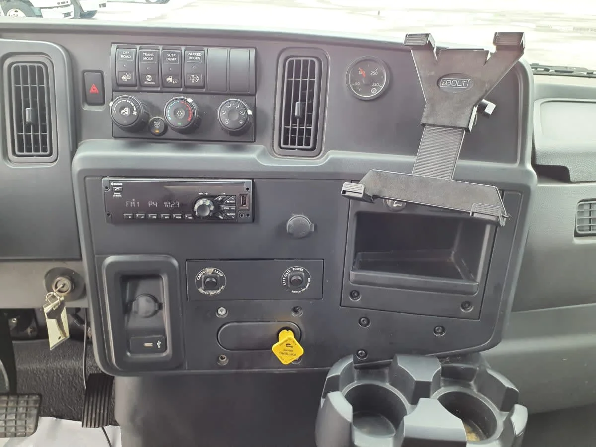 2021 International MV in Clarksville, IN — photo 13