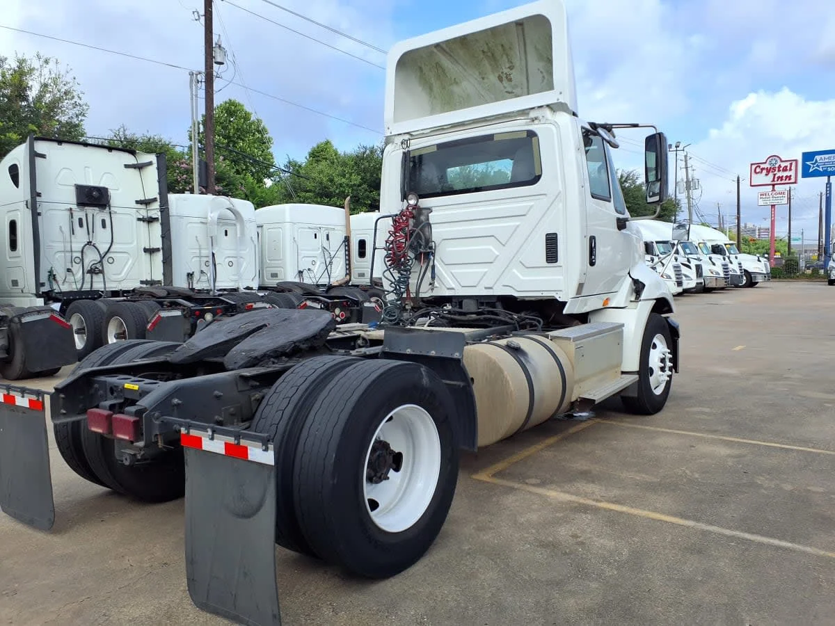 2017 International ProStar in Houston, TX — photo 4