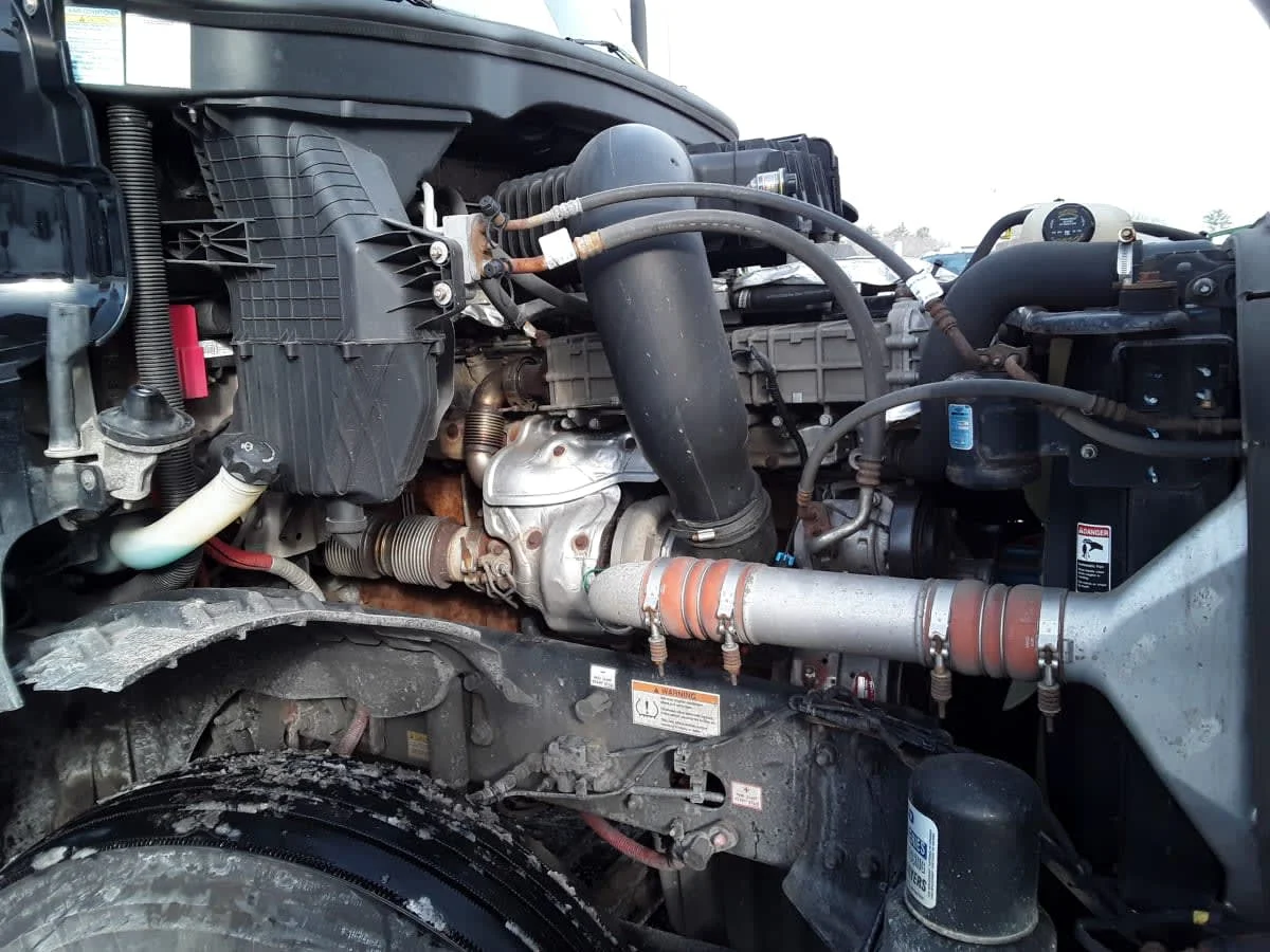 2020 Freightliner Cascadia - image 11