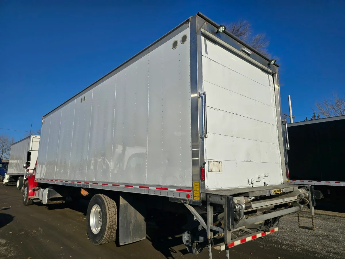 2019 Freightliner M2 106 in Bensalem, PA — photo 6