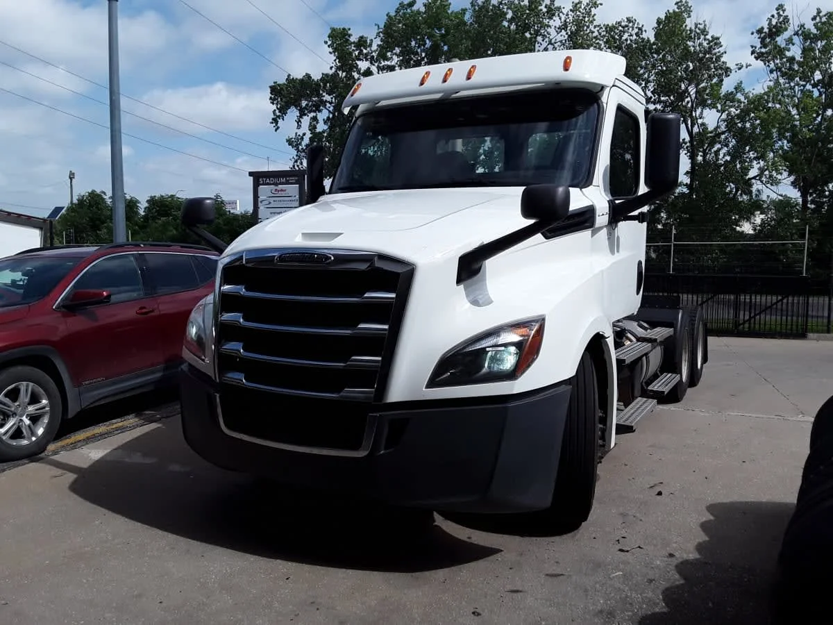 2020 Freightliner Cascadia