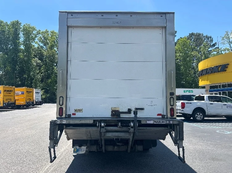 2019 Hino 195 in Knoxville, TN — photo 7