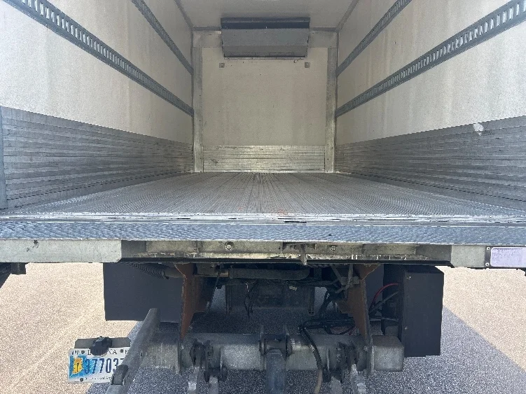 2019 Hino 195 in Knoxville, TN — photo 10