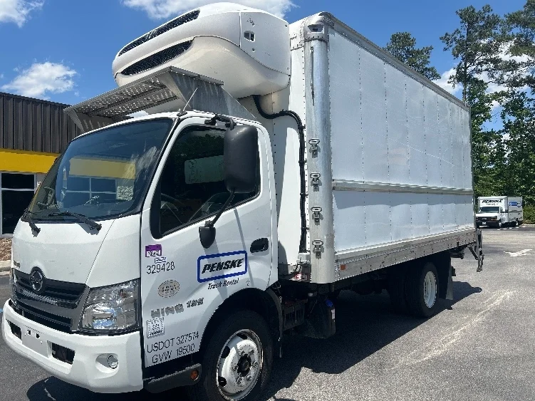 2019 Hino 195 in Knoxville, TN — photo 3