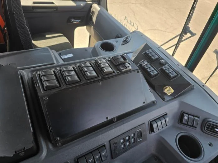 2026 Peterbilt 520 — photo 12