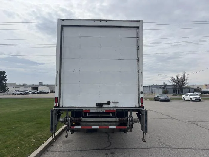 2020 International MV - image 5