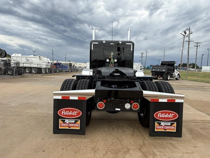 2027 Peterbilt 589 — photo 22