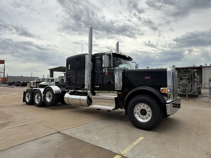 2027 Peterbilt 589 — photo 10