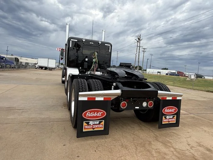 2027 Peterbilt 589 — photo 23