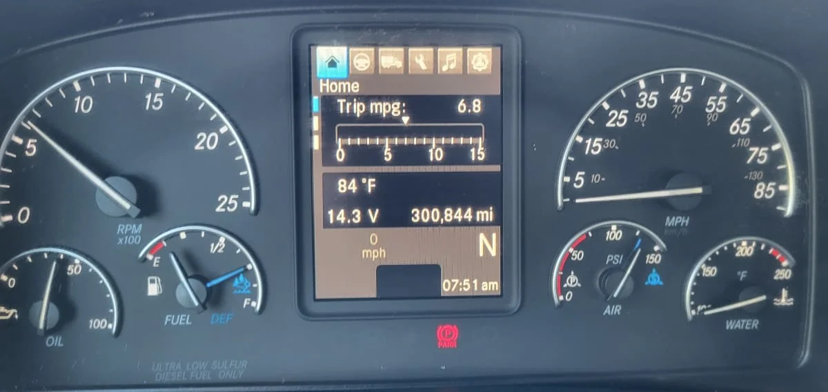 2019 Freightliner Cascadia in Jacksonville, FL — photo 10