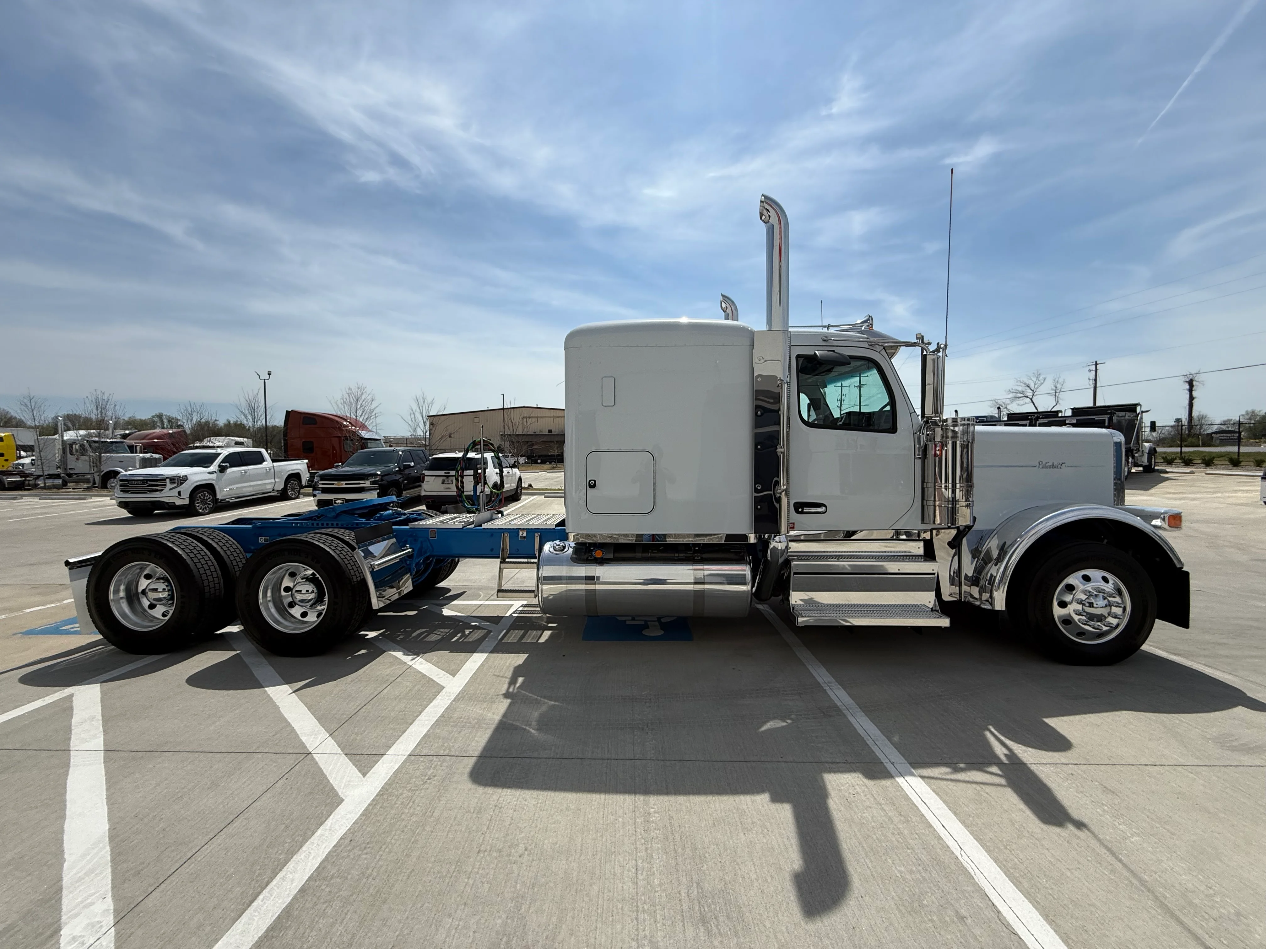 2027 Peterbilt 589 in Lowell, AR — photo 6