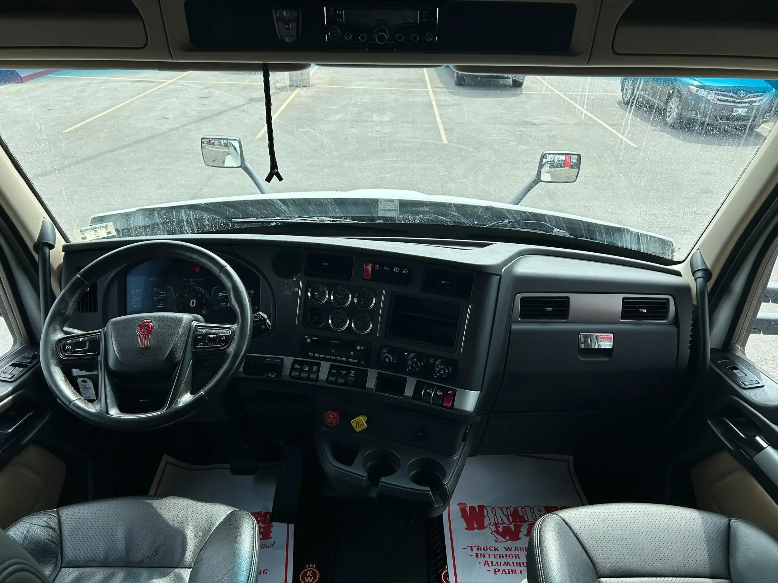 2022 Kenworth T680 - image 7