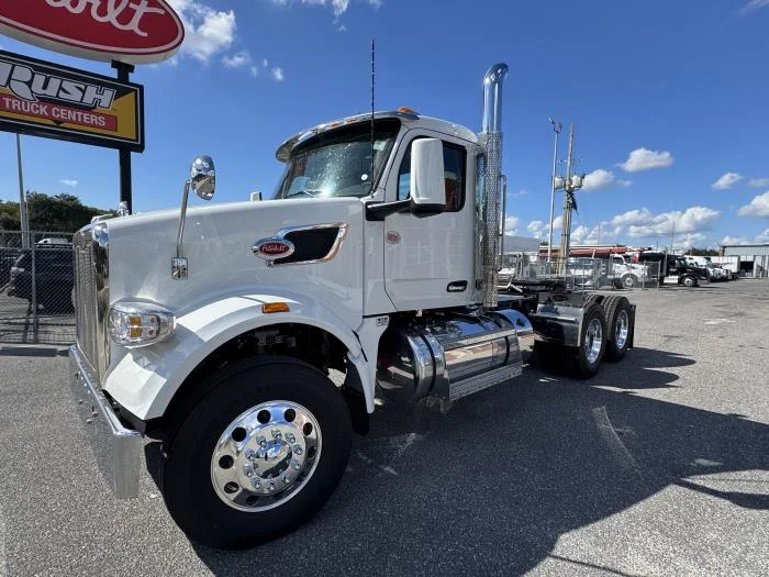 2026 Peterbilt 567 - image 2