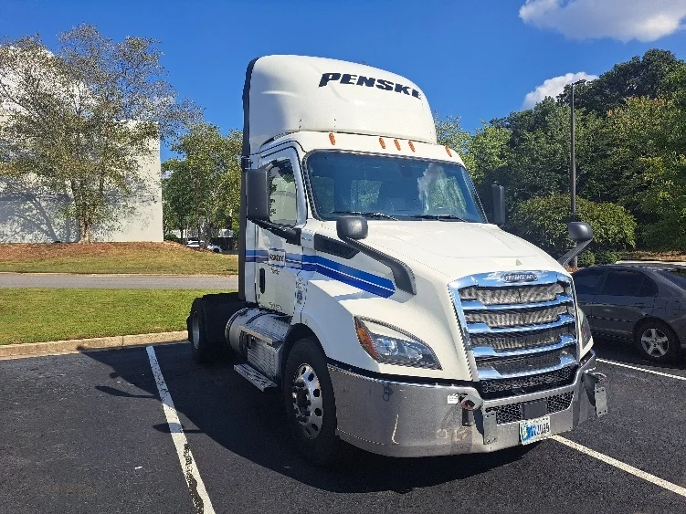 2020 Freightliner Cascadia in Atlanta, GA