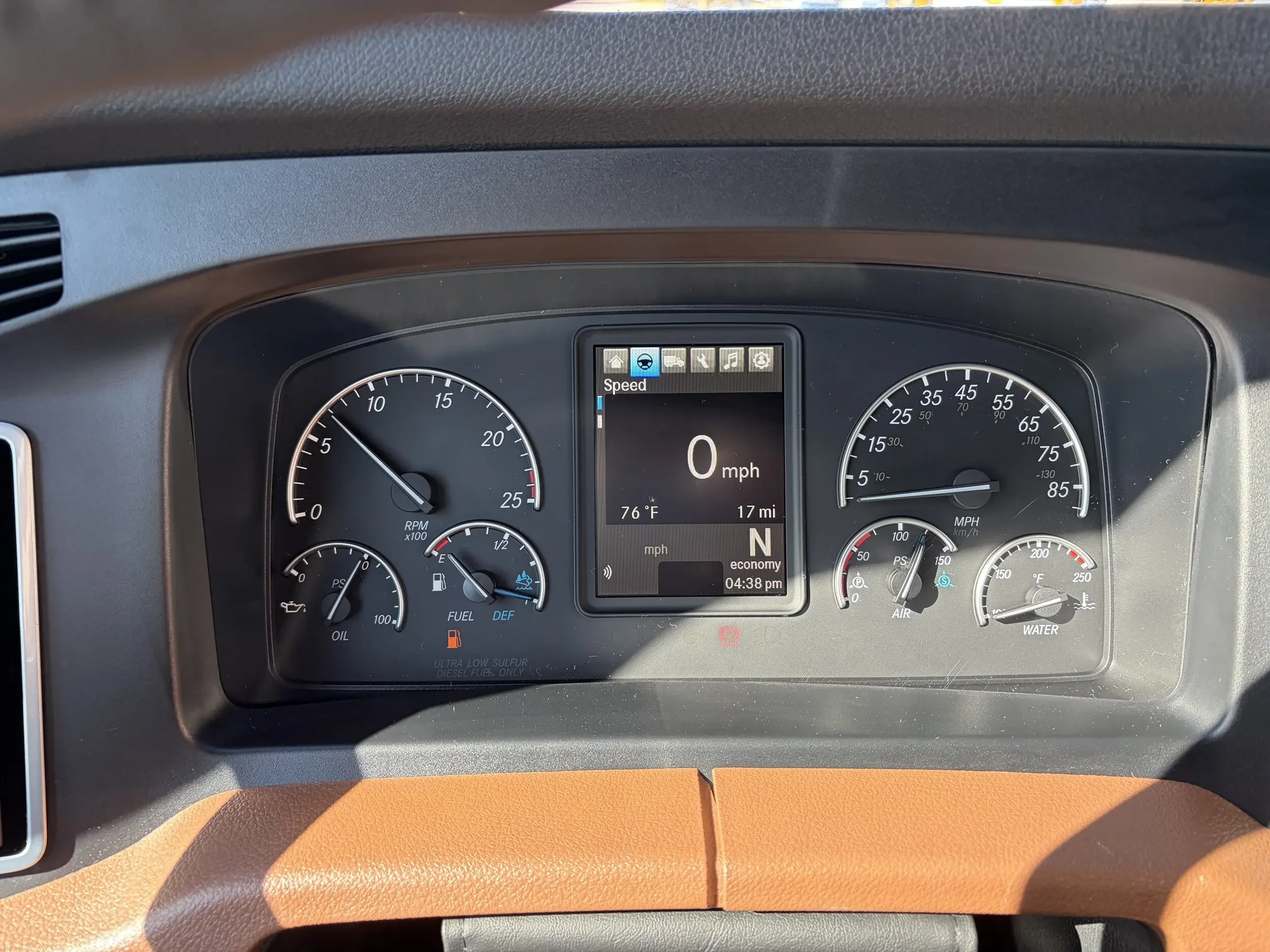 2026 Freightliner Cascadia - image 10