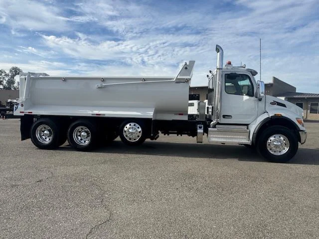 2026 Peterbilt 548 in Fontana, CA — photo 5