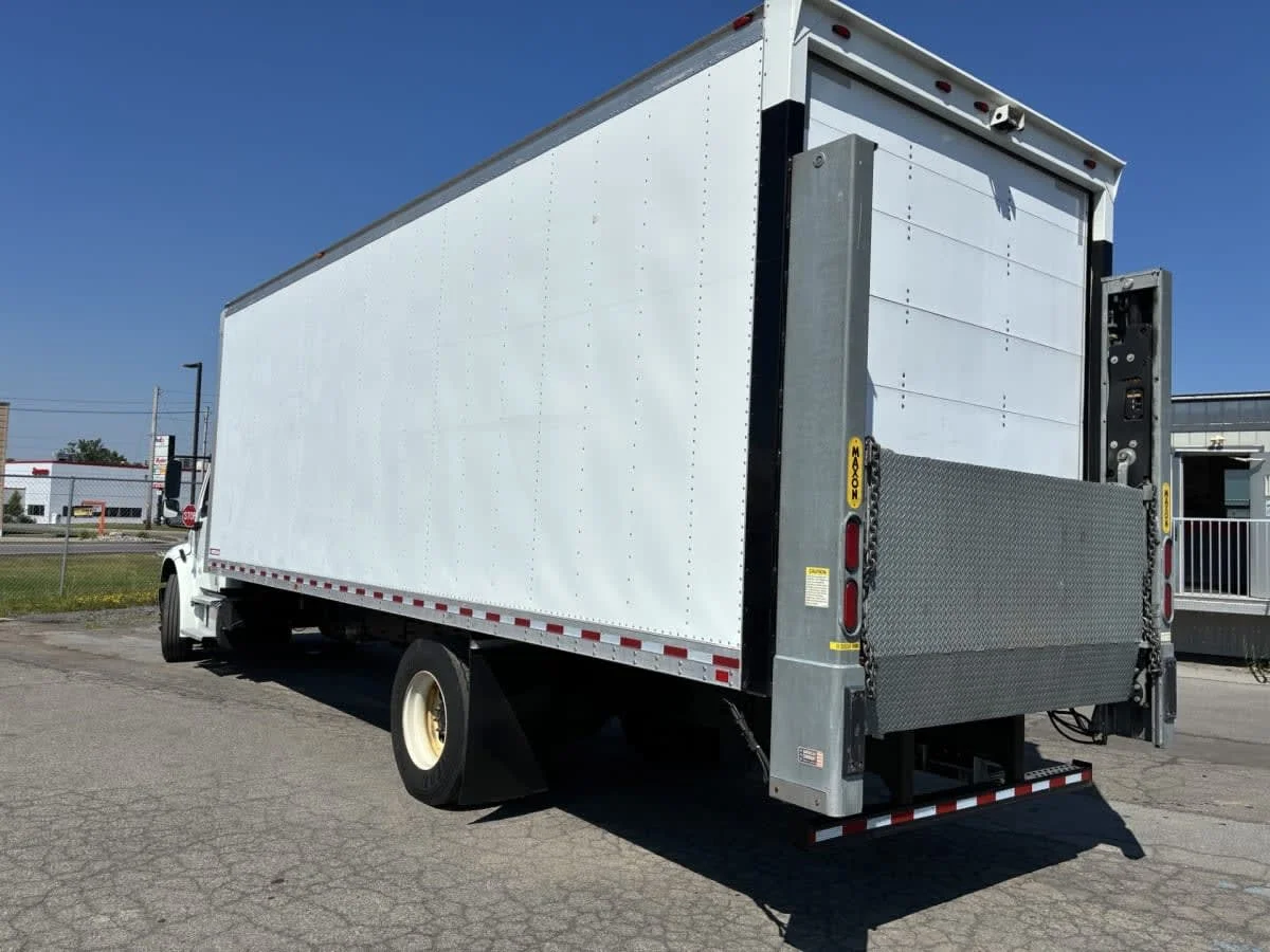 2019 Freightliner M2 106 in Syracuse, NY — photo 6