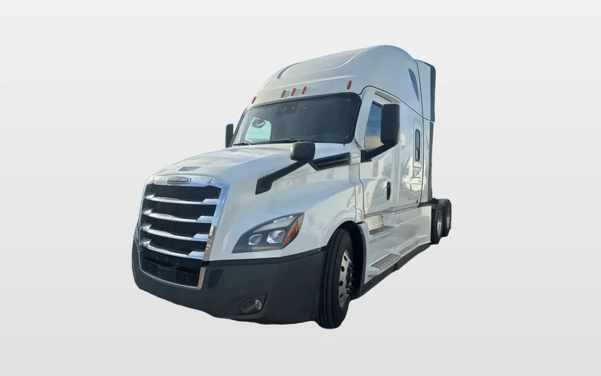 2023 Freightliner - image 1