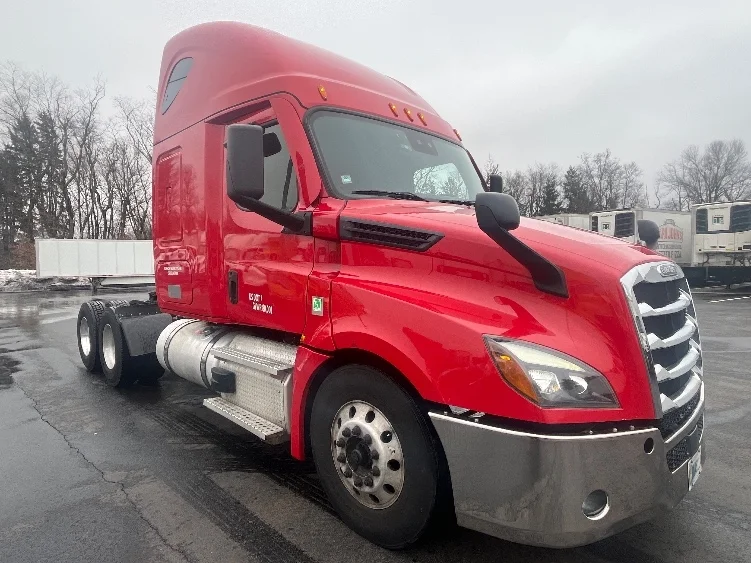 2021 Freightliner Cascadia in Cranbury, NJ