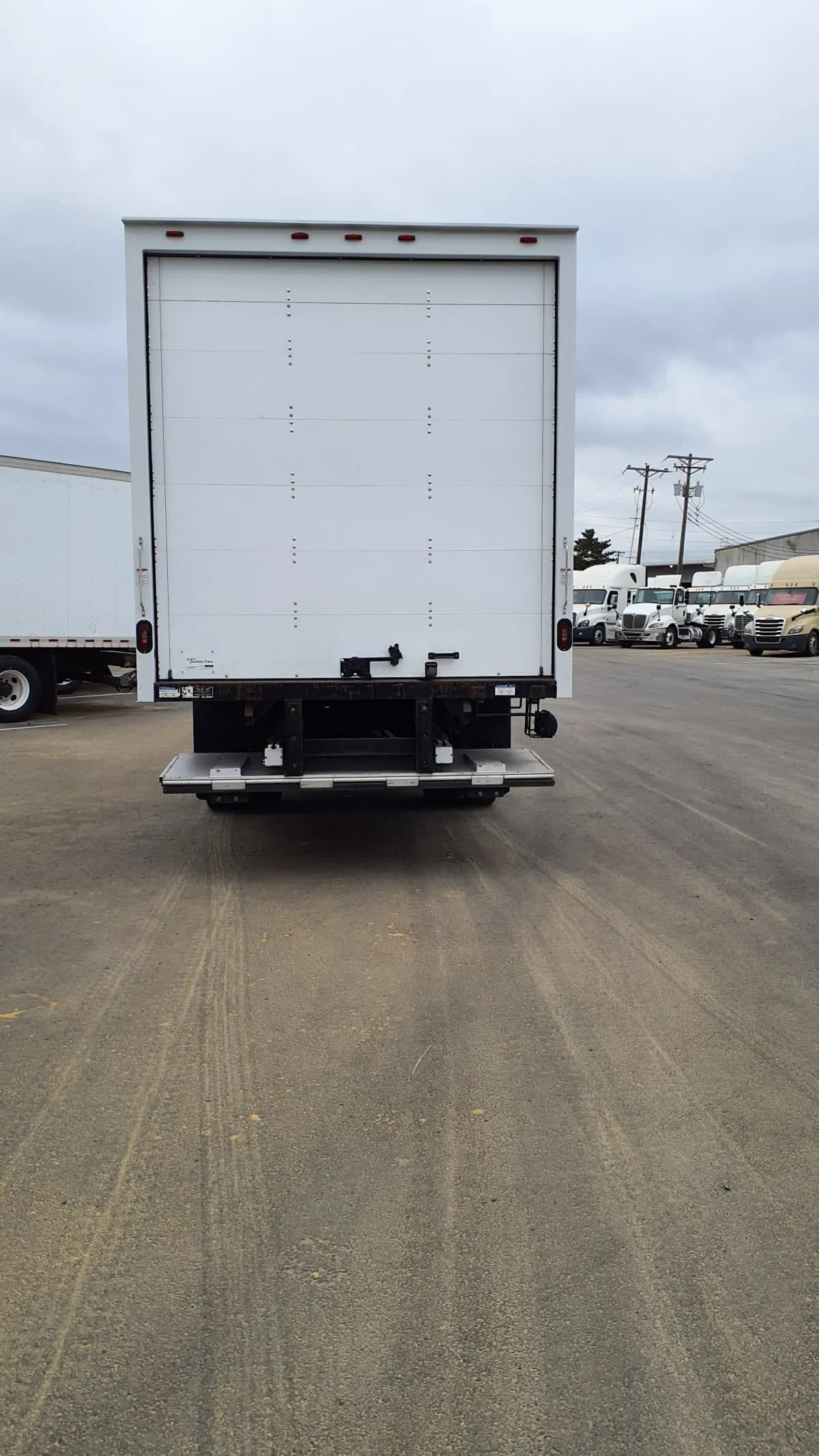 2017 Freightliner M2 106 in Tacoma, WA — photo 5