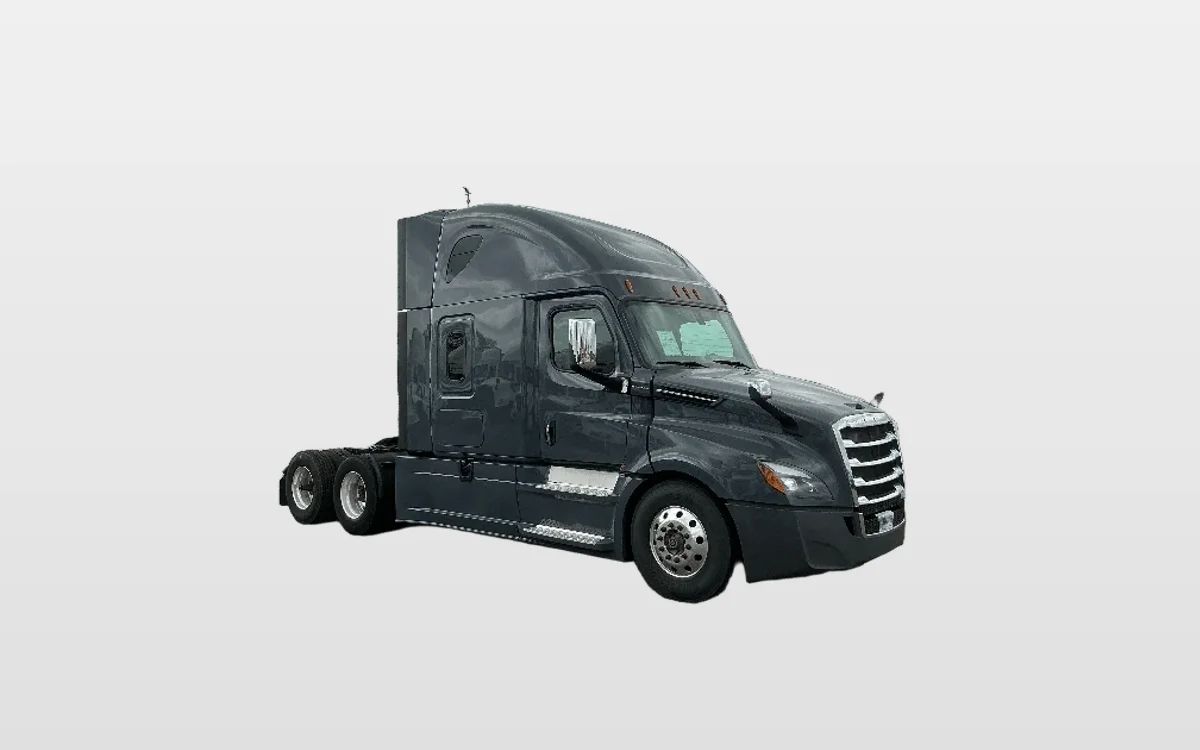 2020 Freightliner Cascadia - image 1