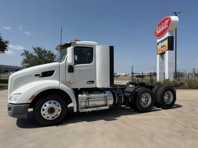2020 Peterbilt 579 — photo 3