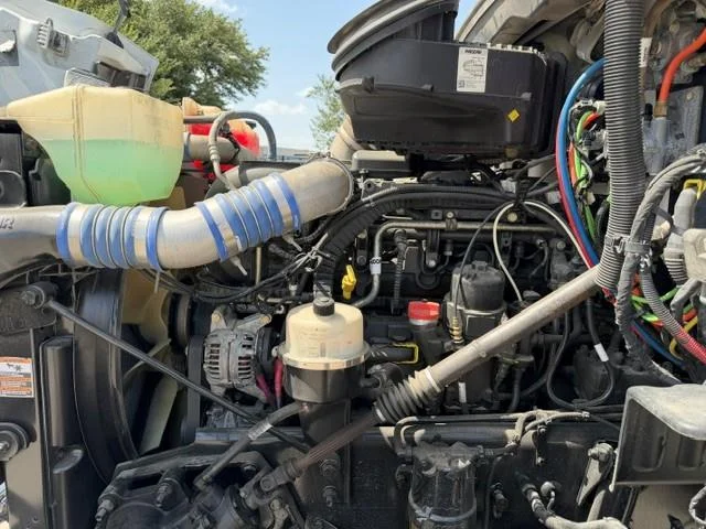 2020 Peterbilt 579 — photo 22