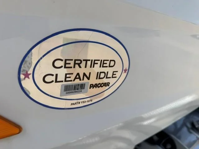 2020 Peterbilt 579 — photo 15