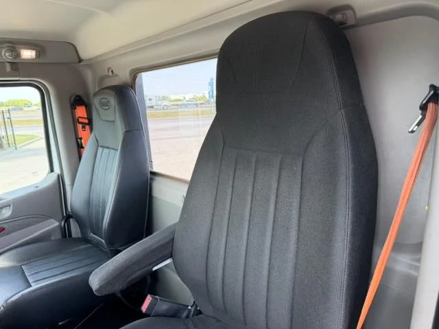 2020 Peterbilt 579 — photo 30