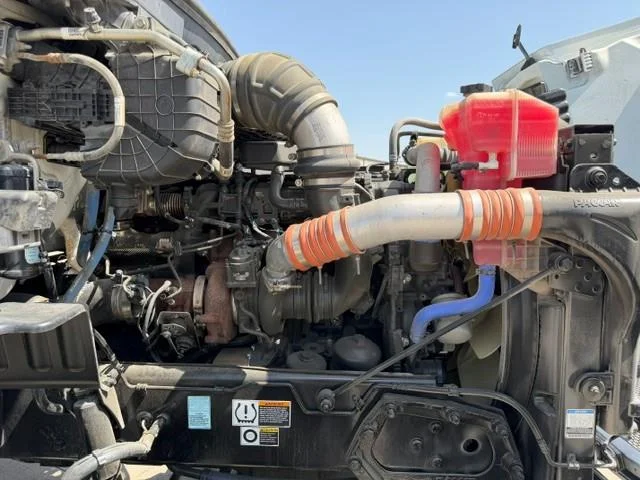 2020 Peterbilt 579 — photo 24