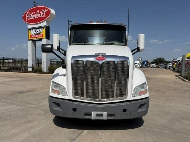 2020 Peterbilt 579 — photo 13