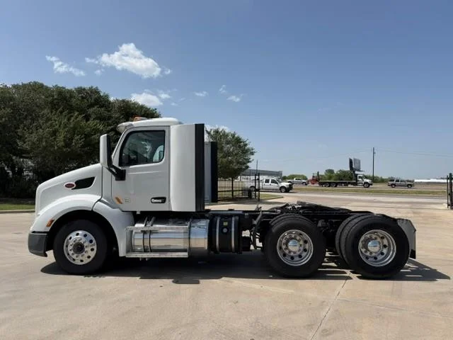 2020 Peterbilt 579 — photo 4