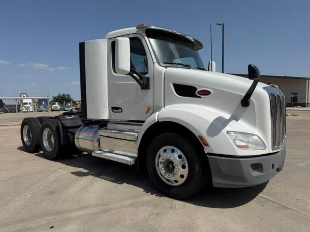 2020 Peterbilt 579 — photo 11