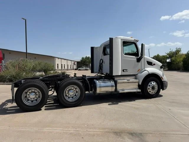 2020 Peterbilt 579 — photo 9