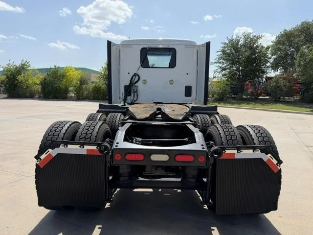 2020 Peterbilt 579 — photo 7