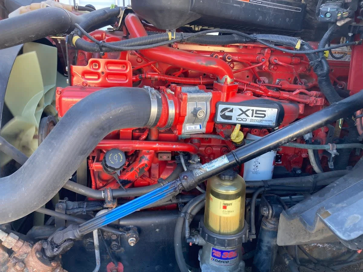 2020 International LT in Springfield, MA — photo 8
