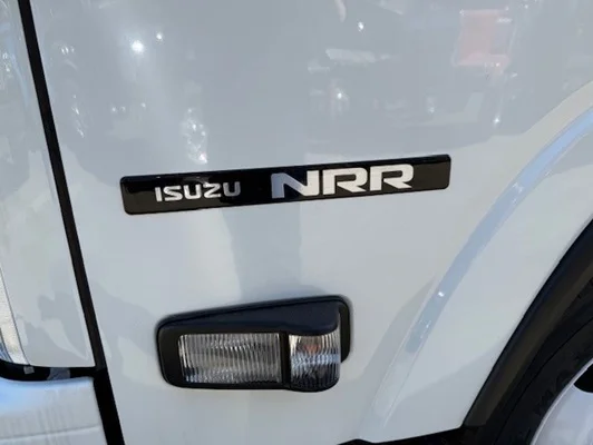 2025 Isuzu NRR in Raleigh, NC — photo 11