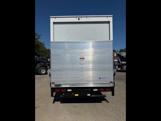 2025 Isuzu NRR in Raleigh, NC — photo 10