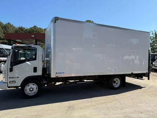 2025 Isuzu NRR