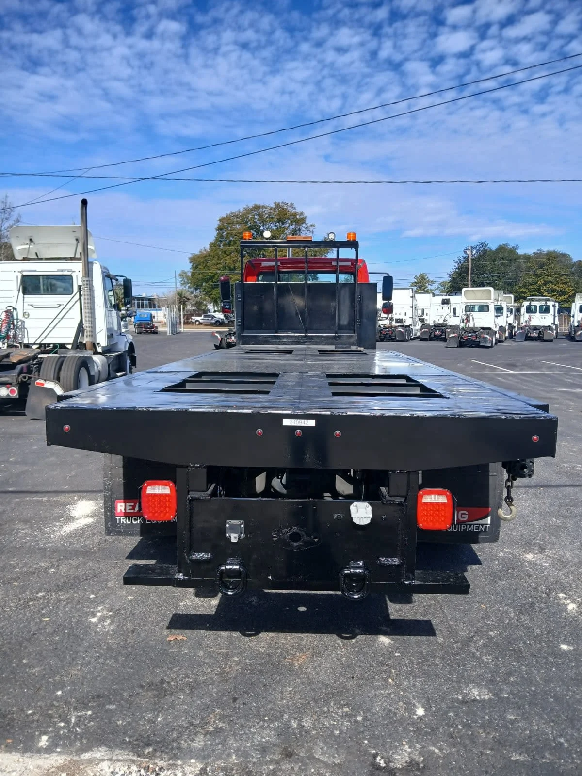 2020 Freightliner M2 106 in Atlanta, GA — photo 5