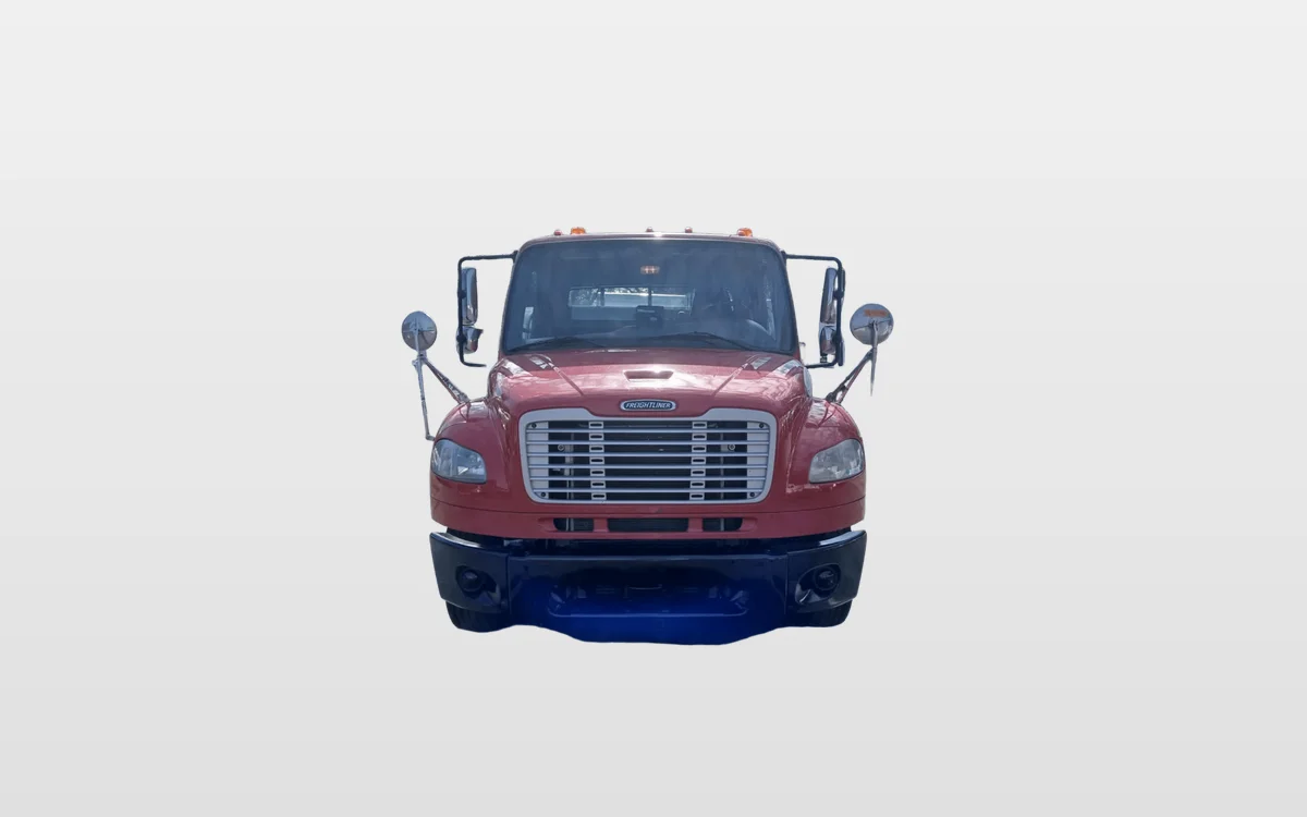 2020 Freightliner M2 106 - image 1