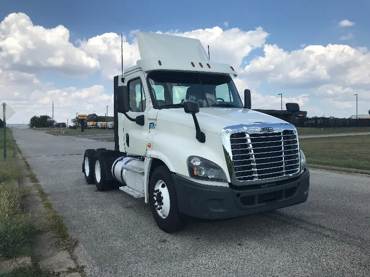 2019 Freightliner Cascadia in Evansville, IN