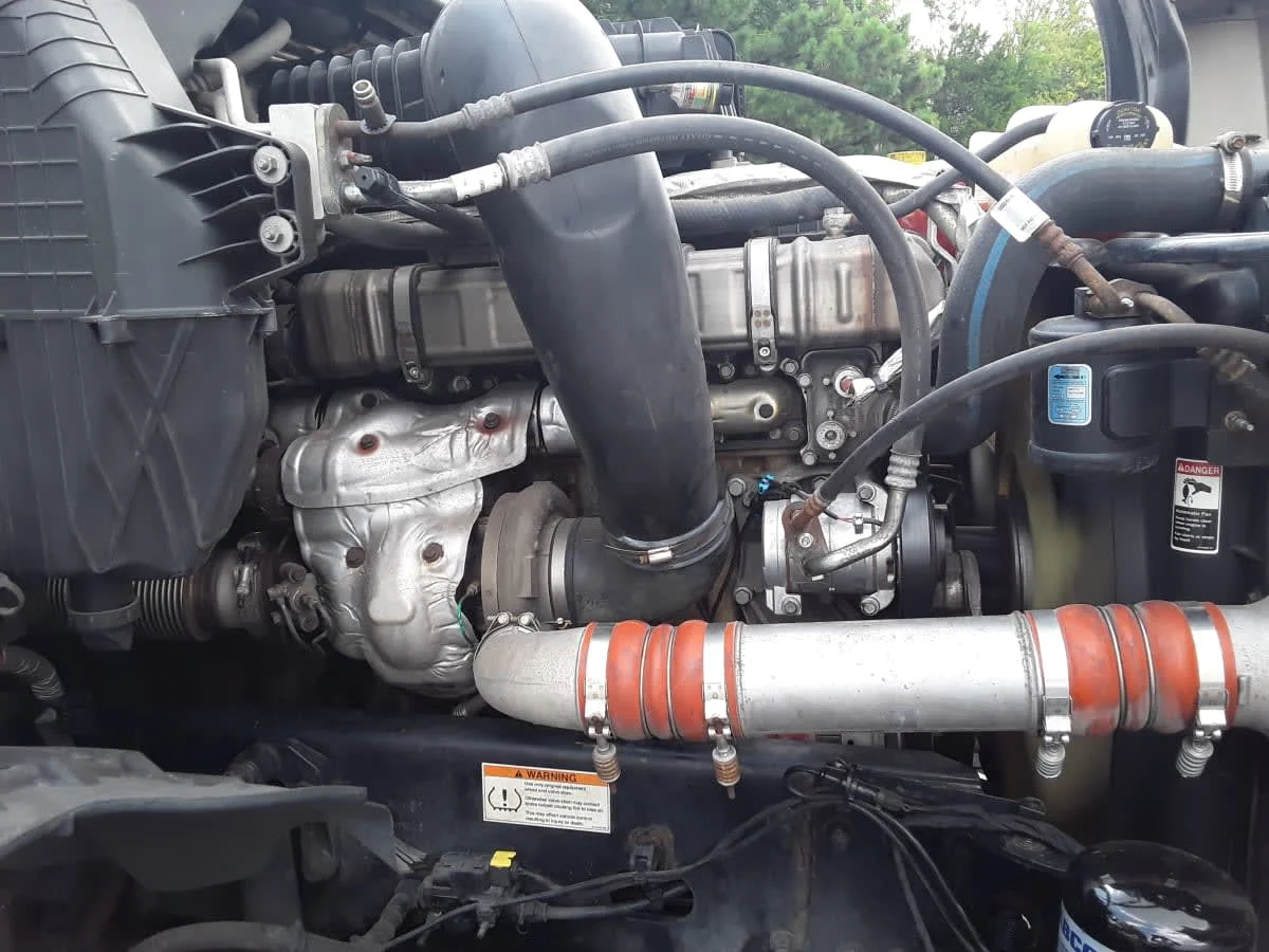 2021 Freightliner Cascadia in Charlotte, NC — photo 4