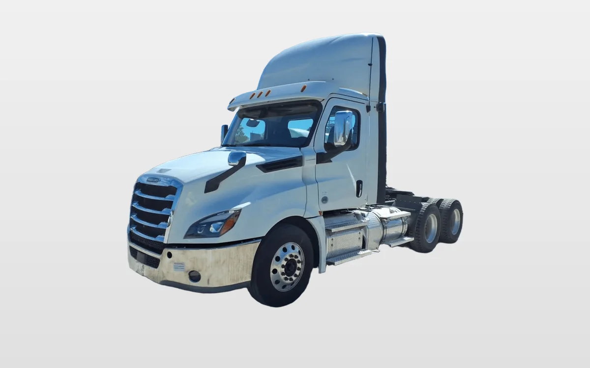 2020 Freightliner Cascadia - image 1