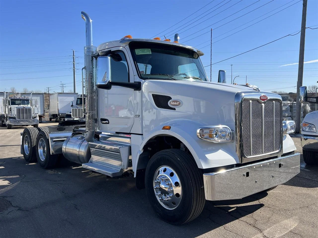2026 Peterbilt 567 - image 2