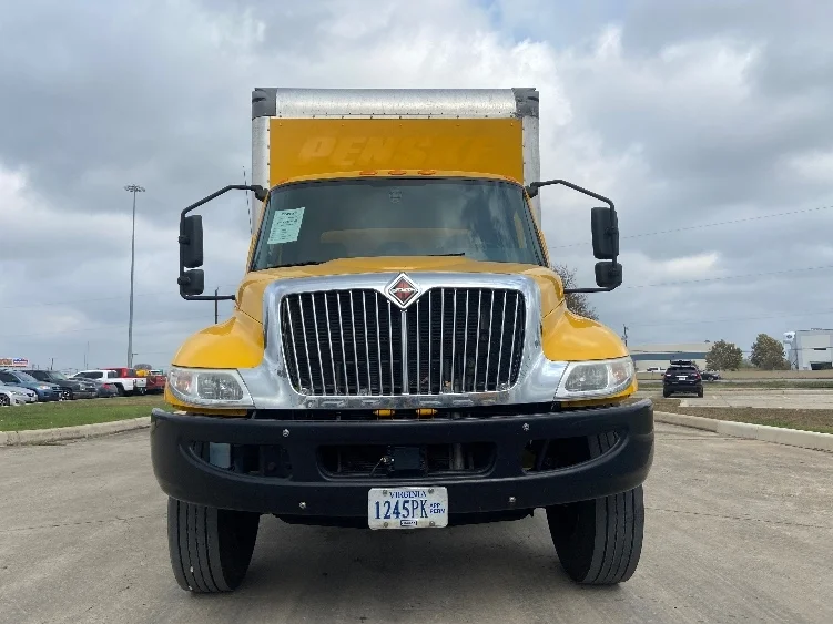 2021 International MV - image 2