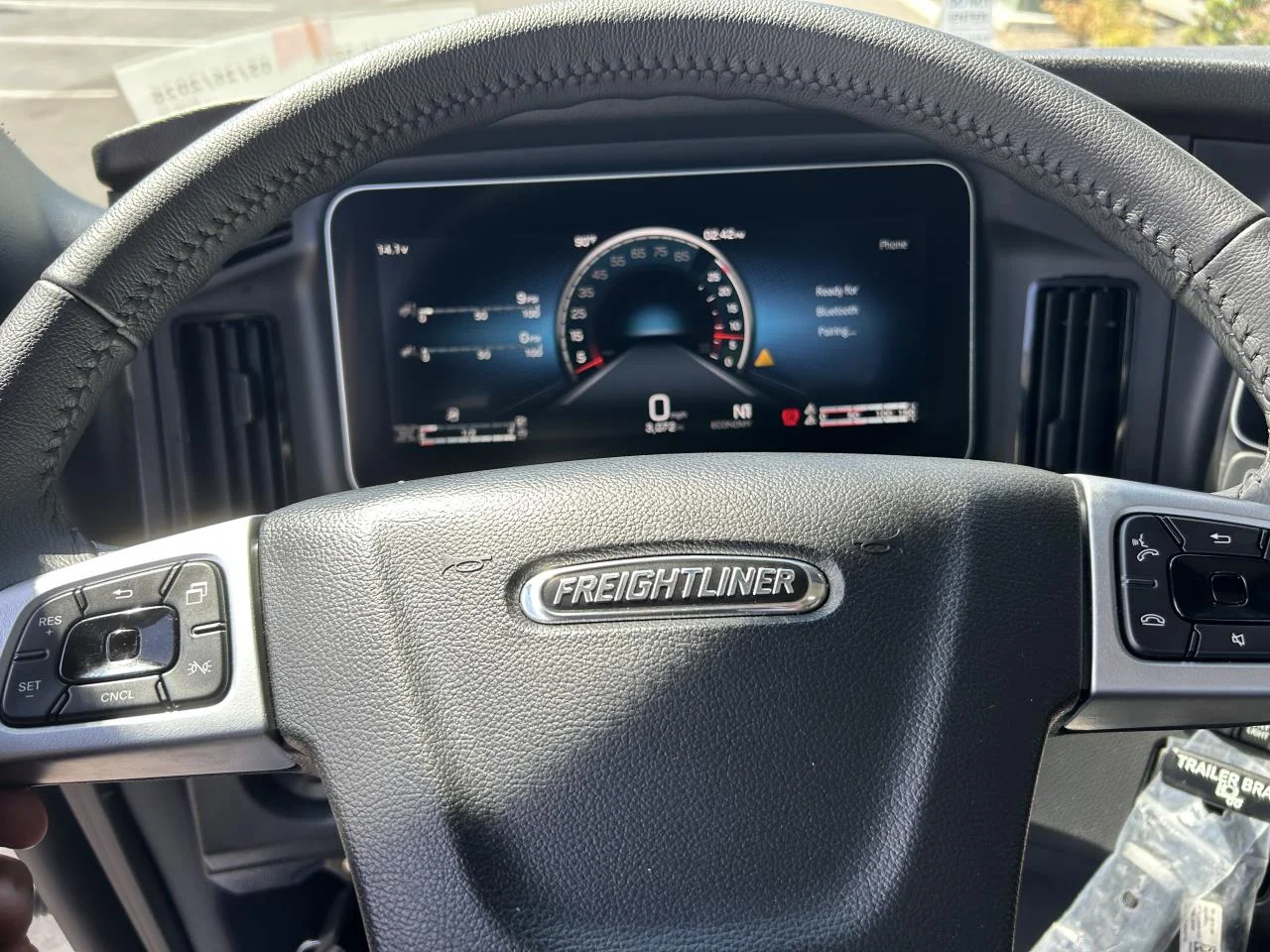 2027 Freightliner in Pacific, WA — photo 9