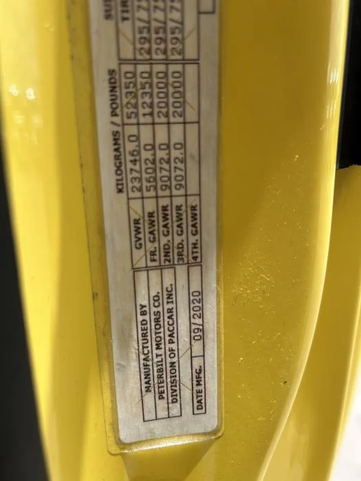 2021 Peterbilt 579 in Houston, TX — photo 27