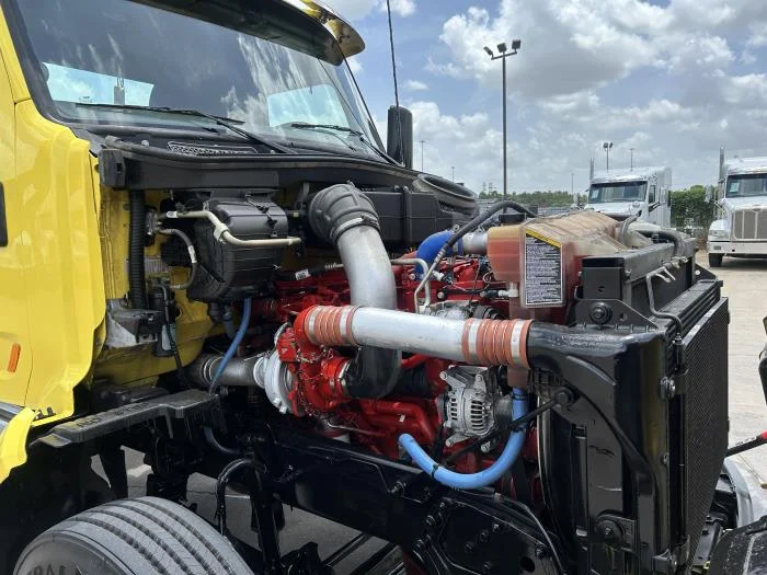 2021 Peterbilt 579 in Houston, TX — photo 20